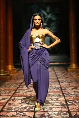 India Bridal Fashion Week Delhi 2013 - Chitrangada Singh as the showstopper
