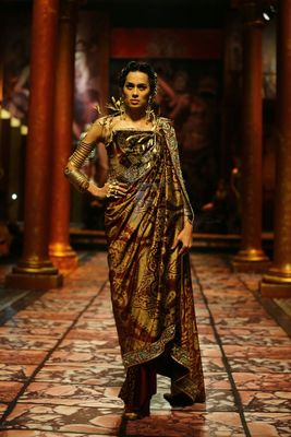 India Bridal Fashion Week Delhi 2013 - Chitrangada Singh as the showstopper