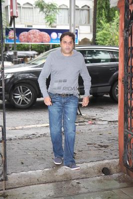 Bollywood celebs at prayer meet of veteran actor Jagdish Raj