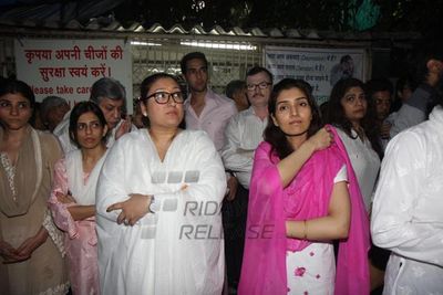 Bollywood celebs at prayer meet of veteran actor Jagdish Raj