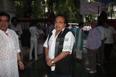 Bollywood celebs at prayer meet of veteran actor Jagdish Raj