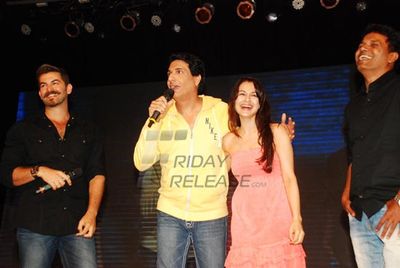 Film Stars Amisha Patel and Neil Nitin Mukesh at the 'Summer Funk Show 2013' to promote their film 'Shortcut Romeo'