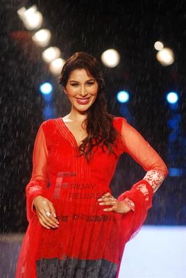 B-town celebs graced the Pidilite's 8th Annual 'Caring with Style' Fashion Show