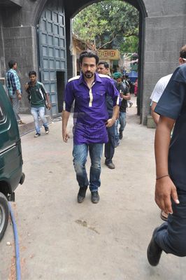 Handsome actor Emraan Hashmi at the shooting of 'Ghanchakkar'