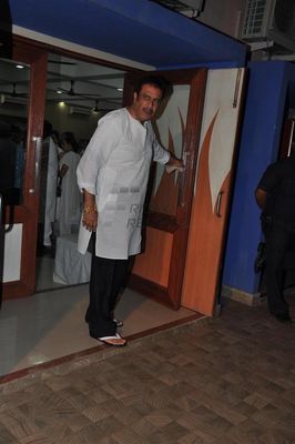 Bolly celebs including Aamir Khan and Prateik Babbar attended the condolence meet for Jiah Khan