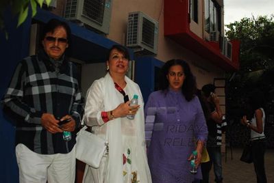 Bolly celebs including Aamir Khan and Prateik Babbar attended the condolence meet for Jiah Khan
