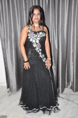 Bollywood beauty Preeti Jhangiani graced the launch of the film 'Kash Tum Hote'