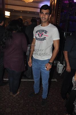 Divas Puja Gupta and Mia Uyeda graced the launch of Swimsuit Issue 2013