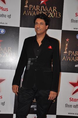 Eminent big and small screen stars graced the Star Parivaar Awards 2013