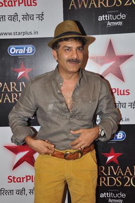 Eminent big and small screen stars graced the Star Parivaar Awards 2013