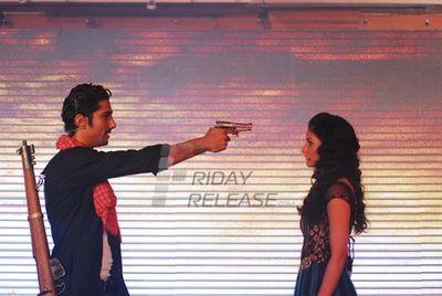 Prateik Babbar & Amyra Dastur at first look launch of film 'ISSAQ'