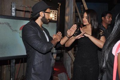 Ranveer Singh and Sonakshi Sinha on the sets of Emotional Atyachaar