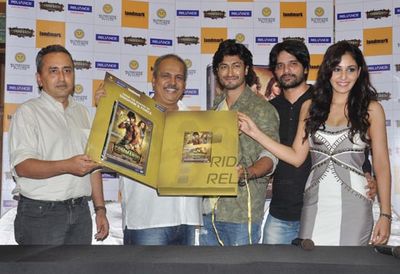 Vidyut Jamwal and Pooja Chopra launched the DVD of their film 'Commando - A One Man Army'