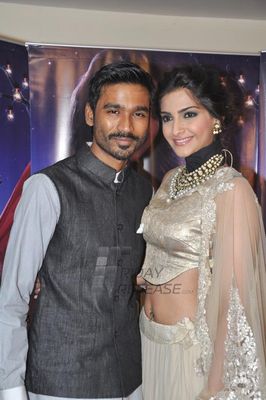 Sonam Kapoor & Dhanush promote 'RAANJHANAA' on JHALAK DIKHHLA JAA Season 6