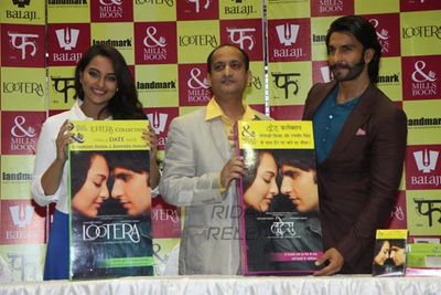 Ranveer Singh and Sonakshi Sinha launch Mills & Boon 'Lootera' Novels pack