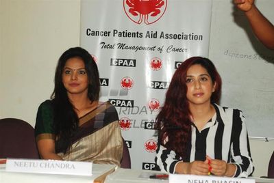 Neetu Chandra & Neha Bhasin at CPAA organised screening camp for Mumbai Police