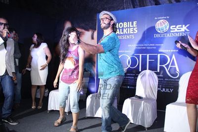 Ranveer Singh & Sonakshi Sinha promote 'LOOTERA'
