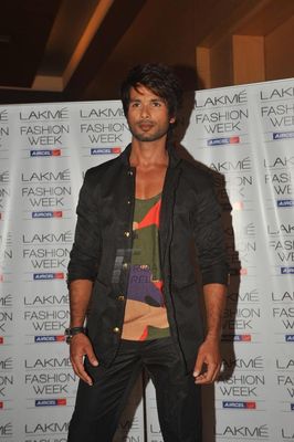 Bolly celebs attended the Lakme Fashion Week Summer/Resort 2013