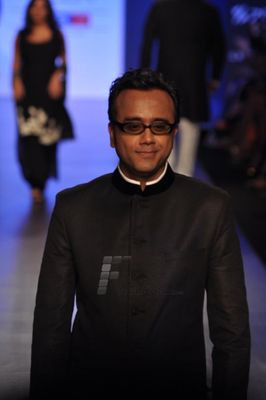 Bollywood celebs walk the ramp for famous designer Manish Malhotra's show at the Lakme Fashion week