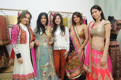 Shibani Kashyap, Aashka Goradia, Sucheta Sharma and Priti Bhalla arrived to try out new designs of Amy Billimoria at the onset of Womens' day