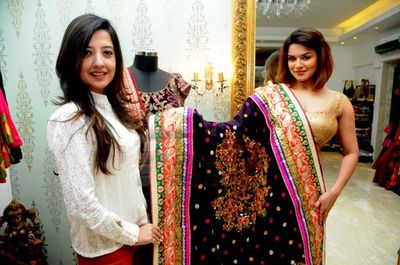 Shibani Kashyap, Aashka Goradia, Sucheta Sharma and Priti Bhalla arrived to try out new designs of Amy Billimoria at the onset of Womens' day