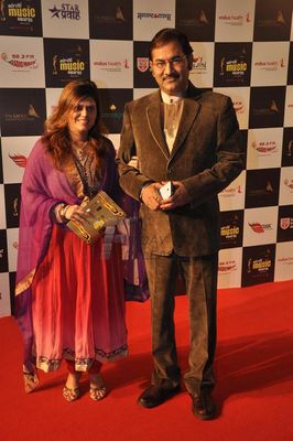 Shreyas Talpade, Shaan, Pallavi Joshi and Mrinal Kulkarni attended the First MIRCHI MUSIC AWARDS MARATHI