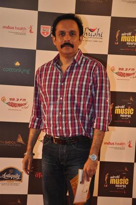 Shreyas Talpade, Shaan, Pallavi Joshi and Mrinal Kulkarni attended the First MIRCHI MUSIC AWARDS MARATHI