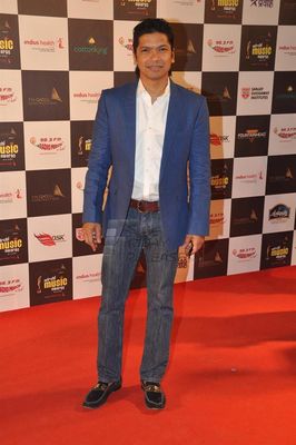 Shreyas Talpade, Shaan, Pallavi Joshi and Mrinal Kulkarni attended the First MIRCHI MUSIC AWARDS MARATHI
