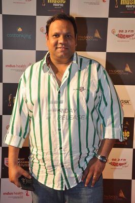 Shreyas Talpade, Shaan, Pallavi Joshi and Mrinal Kulkarni attended the First MIRCHI MUSIC AWARDS MARATHI