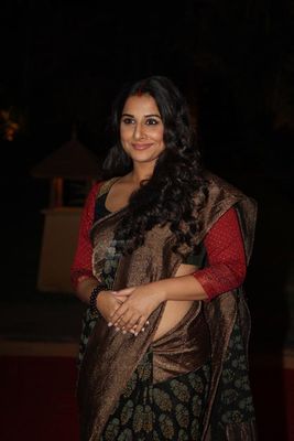 Tinsel town\'s big personalities were present at LOREAL FEMINA WOMEN AWARDS 2013 at Hotel JW Marriott.