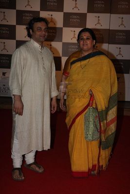 Tinsel town's big personalities were present at LOREAL FEMINA WOMEN AWARDS 2013 at Hotel JW Marriott.