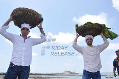 Actors Tusshar Kapoor and Sonu Sood at the Haji Ali Dargah