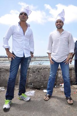 Actors Tusshar Kapoor and Sonu Sood at the Haji Ali Dargah