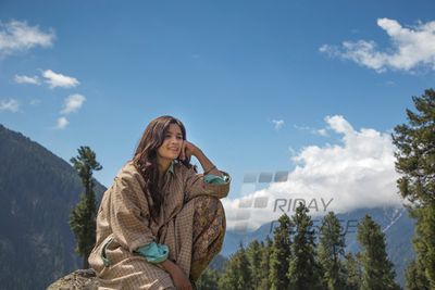 Alia Bhatt and Imtiaz Ali Shooting for the film 'Highway' at Aru Valley, Kashmir
