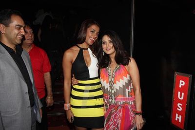Eminent B-town stars graced the premiere of 'Ishkq In Paris'