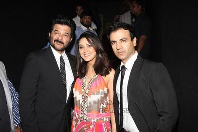 Eminent B-town stars graced the premiere of 'Ishkq In Paris'