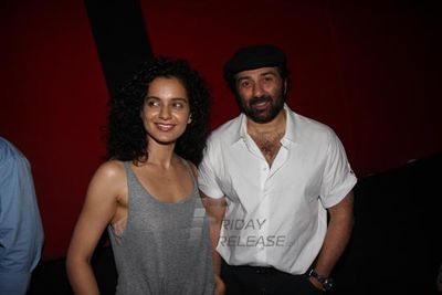 Eminent B-town stars graced the premiere of 'Ishkq In Paris'