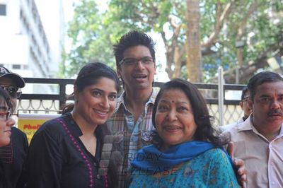 Hrithik Roshan, Urmila Matondkar, Former President Pratibha Patil among Celebs at the Dadasaheb Phalke Academy Awards 2013