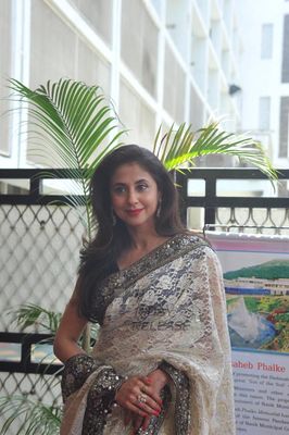 Hrithik Roshan, Urmila Matondkar, Former President Pratibha Patil among Celebs at the Dadasaheb Phalke Academy Awards 2013
