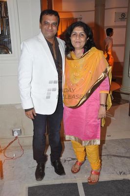 Shruti Haasan and Girish Taurani graced the music launch of 'Ramaiya Vastavaiya'