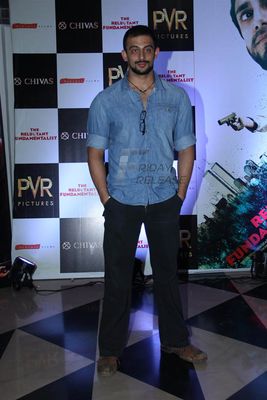 Tinsel town celeb Priyanka Chopra attended the premiere show of 'The Reluctant Fundamentalist'