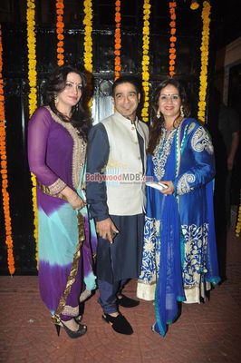 Bolly Celebs at Ekta Kapoor's Diwali 2013 party