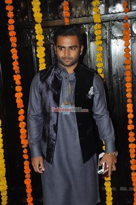 Bolly Celebs at Ekta Kapoor's Diwali 2013 party