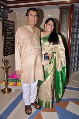 Bollywood Celebs at Bipasha Basu's Diwali Party