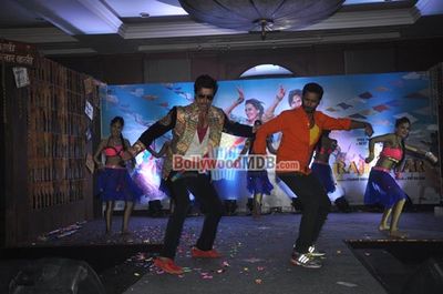 Shahid Kapoor and Sonakshi Sinha at film 'R...Rajkumar' music launch
