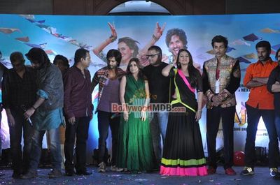 Shahid Kapoor and Sonakshi Sinha at film 'R...Rajkumar' music launch