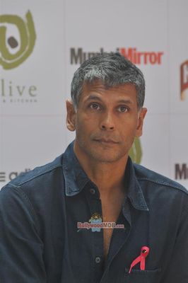 Gul Panag and Milind Soman at Pinkathon event