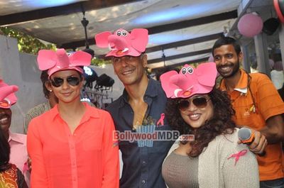 Gul Panag and Milind Soman at Pinkathon event
