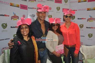 Gul Panag and Milind Soman at Pinkathon event