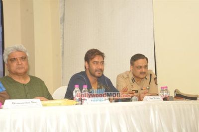 Bolly Celebs at interface program between Mumbai Police Commissioner and India Film & TV Industry